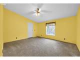 38431 Row River Rd - Photo 31