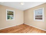 9306 Salmon St - Photo 14
