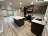 1203 Marsters Ave - Photo 5