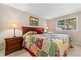 16159 Willow Dr - Photo 18