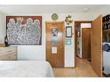 1111 Mount Hood St - Photo 14