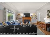 1068 9TH St - Photo 19