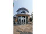 909 Burnside St - Photo 1