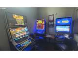 909 Burnside St - Photo 21