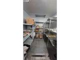 909 Burnside St - Photo 39