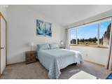1045 Golden Pheasant Dr - Photo 15