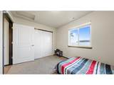 2931 Curlew St - Photo 11