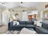 680 Andrian Dr - Photo 11