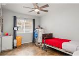 805 Queens Ave - Photo 17