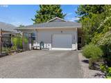 786 Edwards Ave - Photo 1