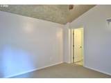 302 Sadie Ct - Photo 20