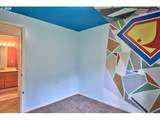 302 Sadie Ct - Photo 33