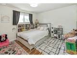 1720 Grove St - Photo 18