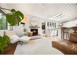 570 Middlecrest Rd - Photo 18
