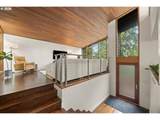 570 Middlecrest Rd - Photo 3