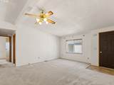 507 99TH St - Photo 4