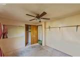 1090 Sanford St - Photo 19