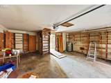 1090 Sanford St - Photo 21