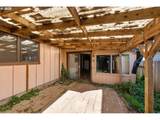 1090 Sanford St - Photo 26