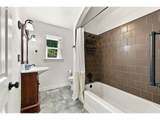 21932 Ash St - Photo 16