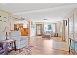 3284 Oak St - Photo 7