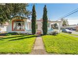 305 Clarendon St - Photo 2