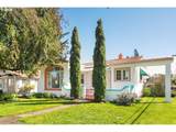 305 Clarendon St - Photo 31