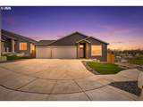 1758 9th Pl - Photo 1