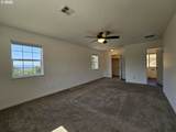 2750 Booth Ave - Photo 19