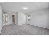 1966 Wessex St - Photo 18