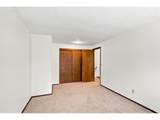 11872 Morrison St - Photo 15