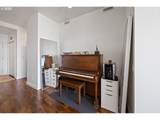 949 Overton St - Photo 16