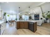 1068 Kintzley Ave - Photo 10