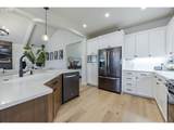 1068 Kintzley Ave - Photo 9