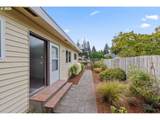 1440 Yew Ave - Photo 4