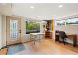 905 Barbra Ln - Photo 22