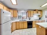 2410 Lancaster Dr - Photo 13
