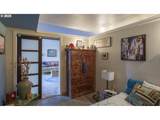 533 Holladay St - Photo 9