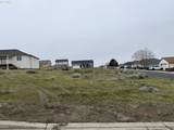 40 Mcfarland Ave - Photo 2