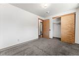 22010 Leslie Ave - Photo 23