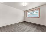 22010 Leslie Ave - Photo 35