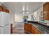 947 R St - Photo 17