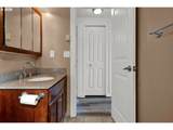 947 R St - Photo 28