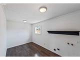 1557 Hayes St - Photo 14