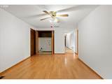 997 Julie St - Photo 15
