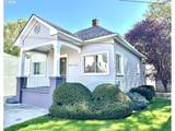 1615 4TH St - Photo 2