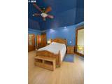 18525 Buncombe Hollow Rd - Photo 14