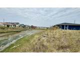 1945 Admiralty Cir - Photo 6