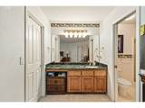 1385 Laurel Ct - Photo 22