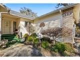 1385 Laurel Ct - Photo 3